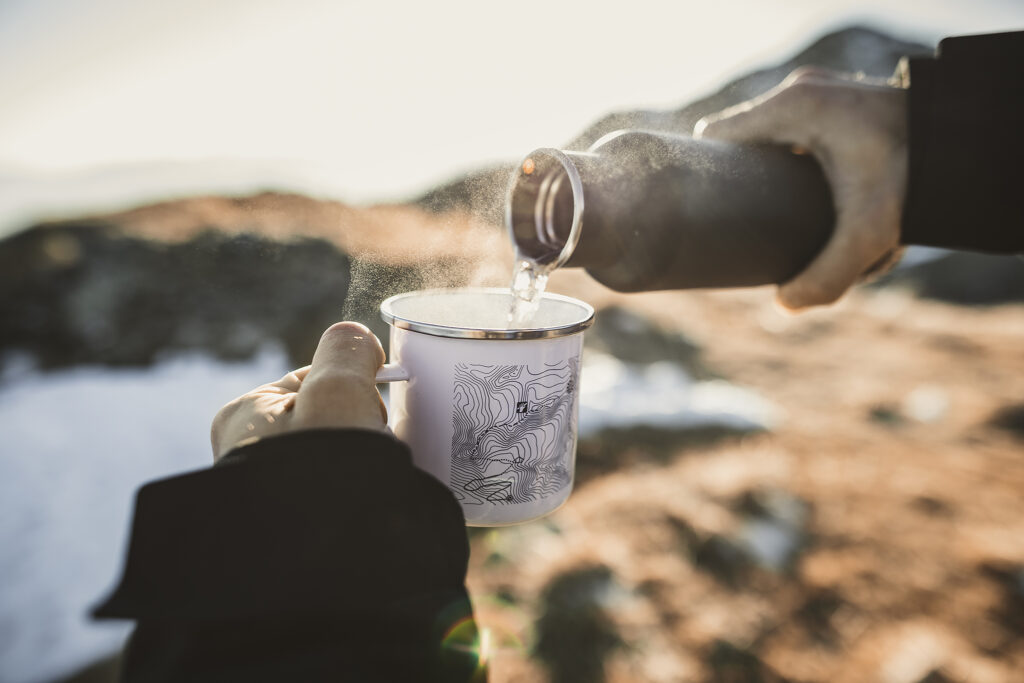 Im Winter zur Laugenspitze - eine Tasse Tee am Gipfel